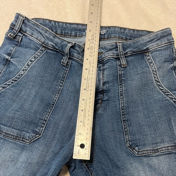 Old Navy Women’s Rockstar Super Skinny Ankle Light Wash Jeans Size 12 - Picture 7 of 9